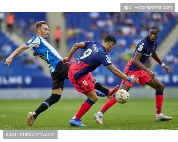 贝蒂斯控场体系遇毕巴冲击，佩莱格里尼战术纪律面临考验